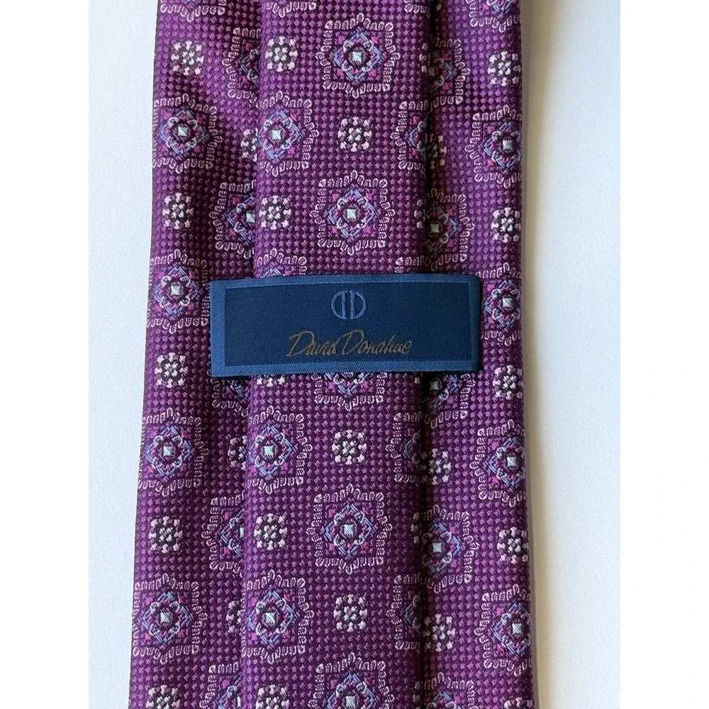 DAVID DONAHUE Men's‎ Silk Purple Necktie Italy/USA Luxury Designer Geometric EUC